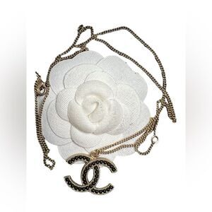 Chanel gold and black pearl CC pendant necklace, Authentic